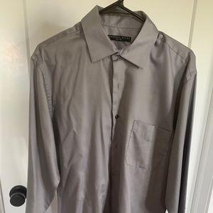 Long sleeve dress shirt
